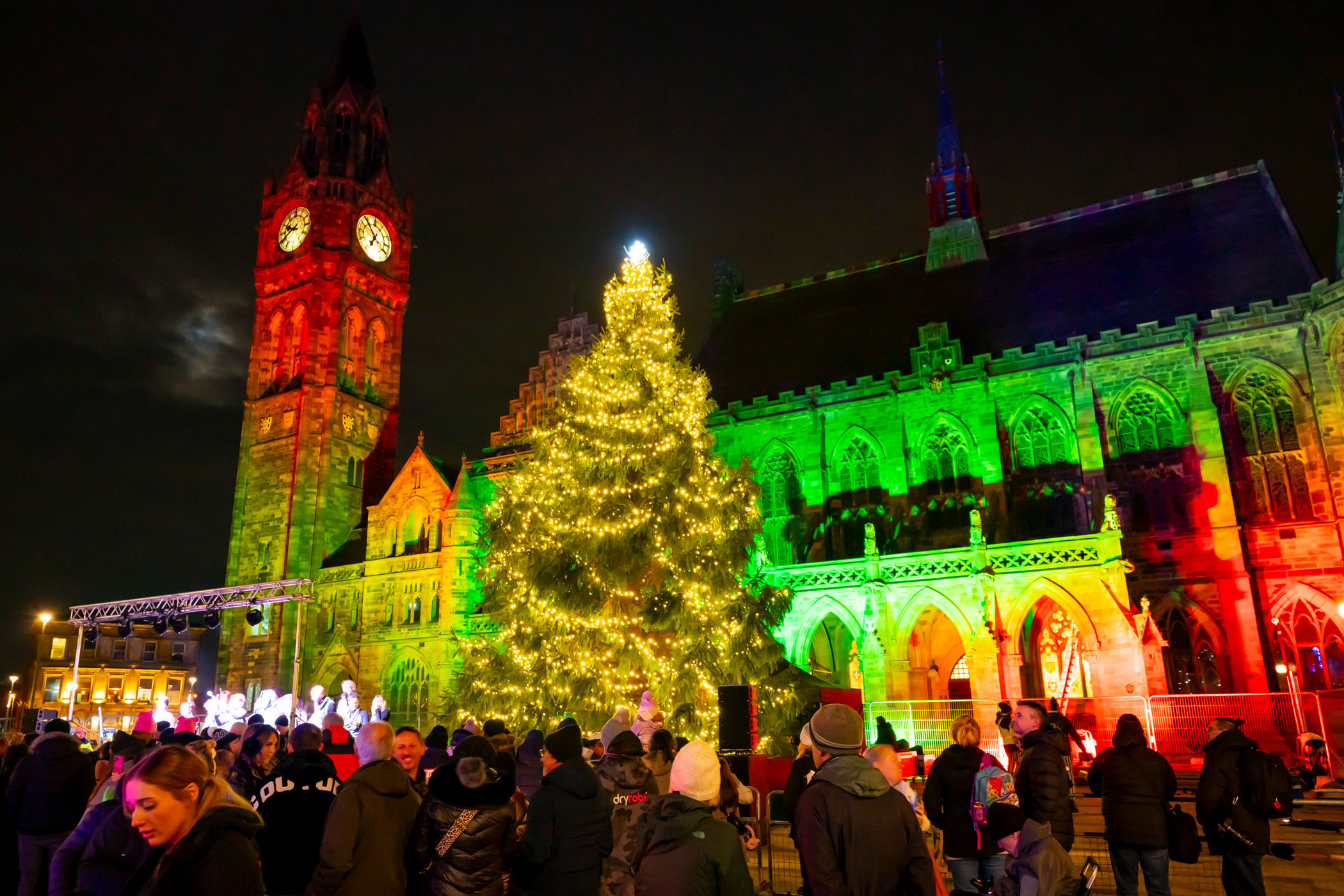 Image: Fire festival returns to Rochdale this weekend with free entry and Christmas lights switch-on